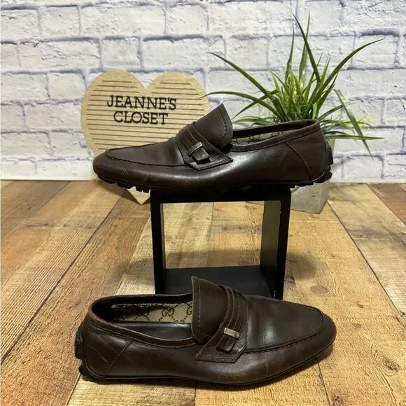 Authentic brown leather Gucci driving loafers