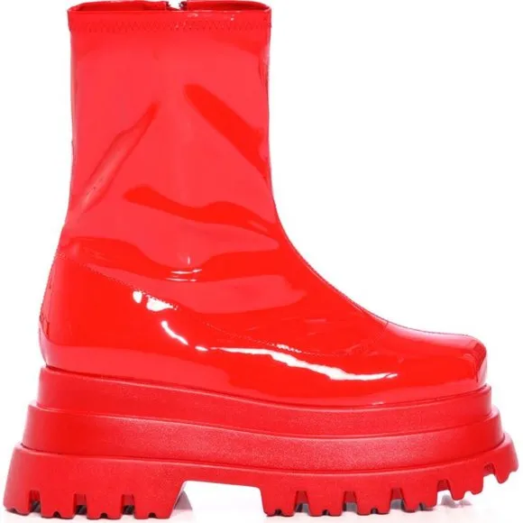 AZALEA WANG  &quot; WHO READY REDDY FOR IT ? &quot; RED PLATFORM BOOTIE  ( BRAND NEW !!)