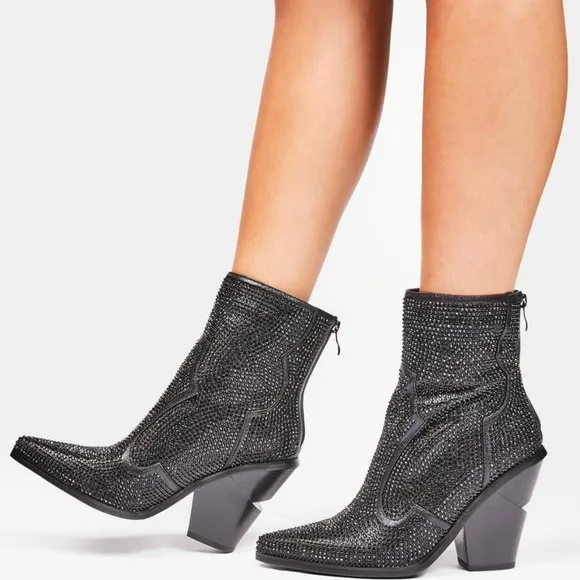 AZALEA WANG NOTHING BUT LOVE FOR YOU  Rhinestone Boots ( BRAND NEW !!! )