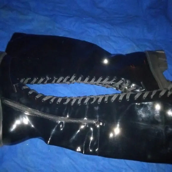 AZALEA WANG THE ULTIMATE EXCISION  Knee High Boots ( BRAND NEW !!! )