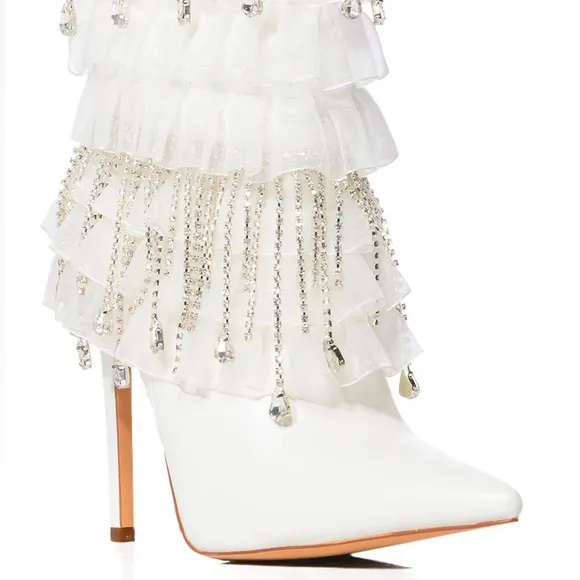 AZALEA WANG White &amp; Silver Diamond Embellished Fringe Boots