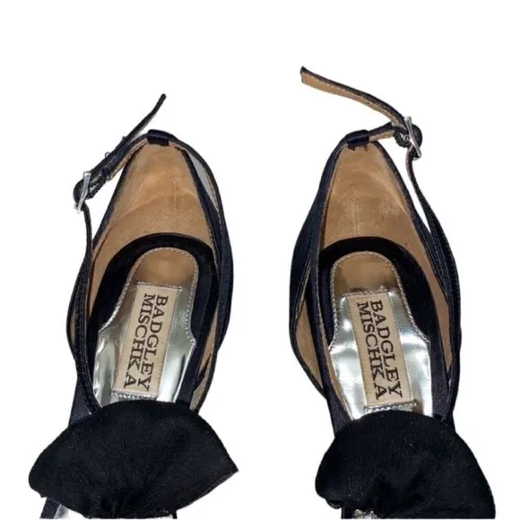 Badgley Mischka Black Heels(Size 6.5M)