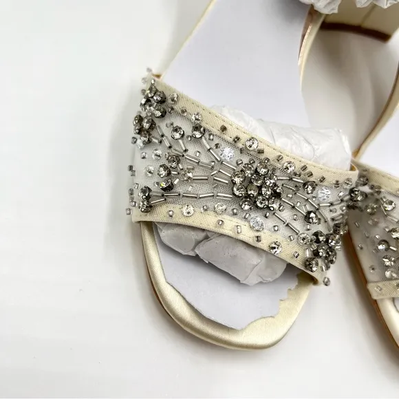 Badgley Mischka Womens Blaine Ivory Satin Jeweled Dress Sandals Heels Shoes 7