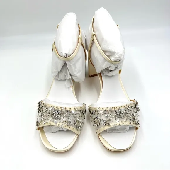 Badgley Mischka Womens Blaine Ivory Satin Jeweled Dress Sandals Heels Shoes 8