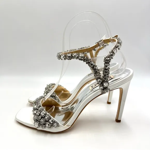 Badgley Mischka Womens Galia Soft White Satin Jeweled Dress Sandals Heels Shoes
