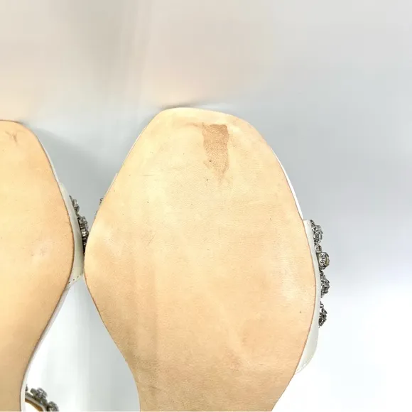 Badgley Mischka Womens Galia Soft White Satin Jeweled Dress Sandals Heels Shoes