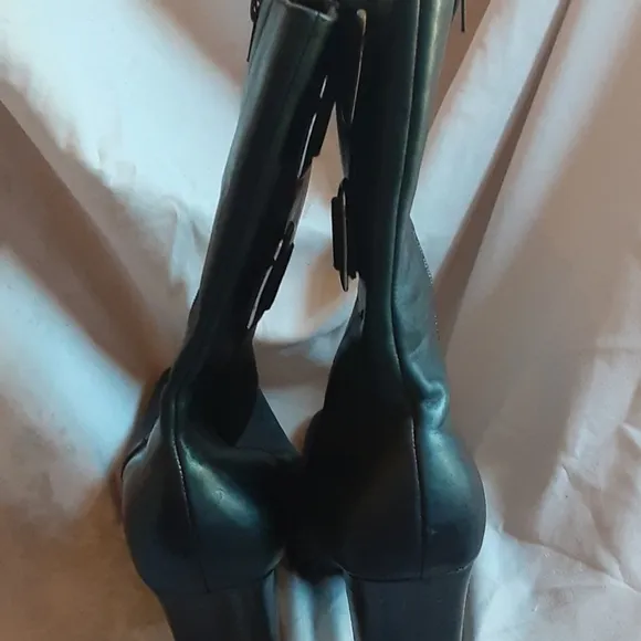 Badolondo black leather calf buckle boot