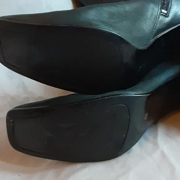 Badolondo black leather calf buckle boot