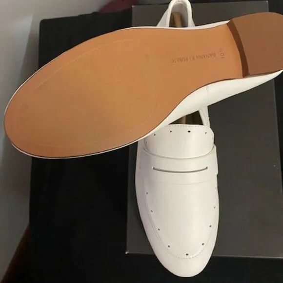 Banana Republic White Demi Penny loafers, size 10.5