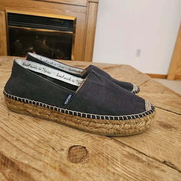 Barceloneta: flat slip on espadrilles Size 40
