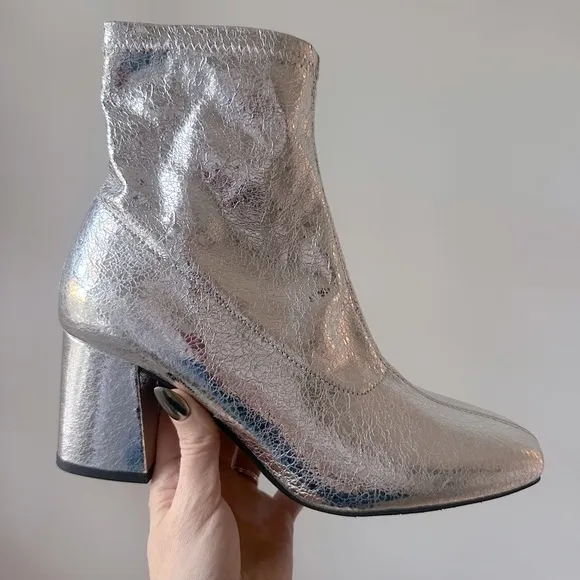 BC Footwear By Seychelles - Unforgettable Ankle Boot in Silver- size 8.5 - NWOB