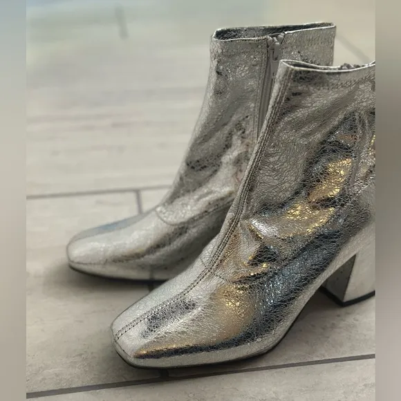 BC Footwear By Seychelles - Unforgettable Ankle Boot in Silver- size 8.5 - NWOB