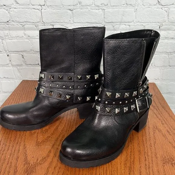BCBG Leather Buckram Option HEELED LOW BOOTS w/studs &amp; buckles like new