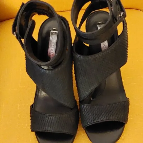 BCBGMAXAZRIA Black Snakeskin Print Open Toe High-heel Sandals Size 8 Retail $295