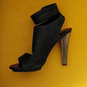 BCBGMAXAZRIA Black Snakeskin Print Open Toe High-heel Sandals Size 8 Retail $295