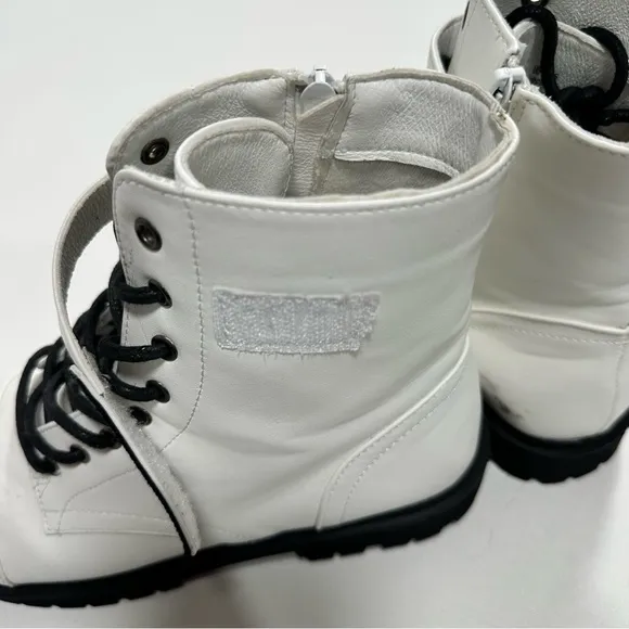 Bebe Women’s Size 9.5 Dayani Studded Rhinestone Combat Boots Chunky Heel