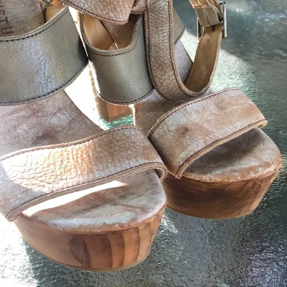 BED STU Tan Brown Cream Washed Clog Heeled Strapped Open Toe Sandals