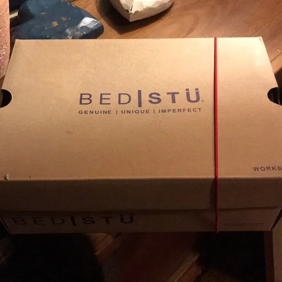 Bedstu Cara sandals size 9.5