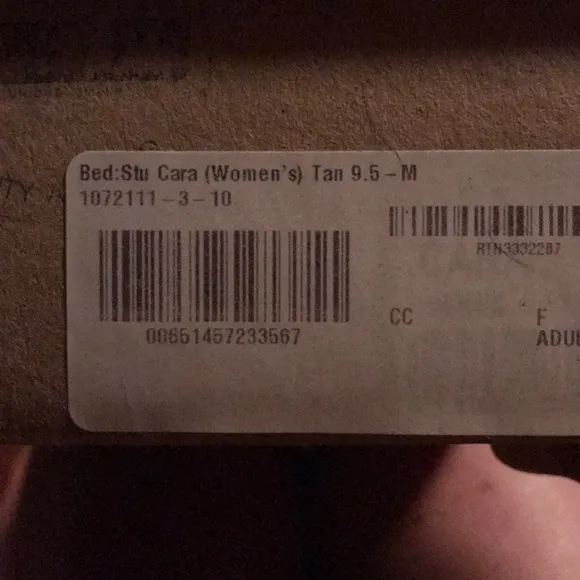 Bedstu Cara sandals size 9.5