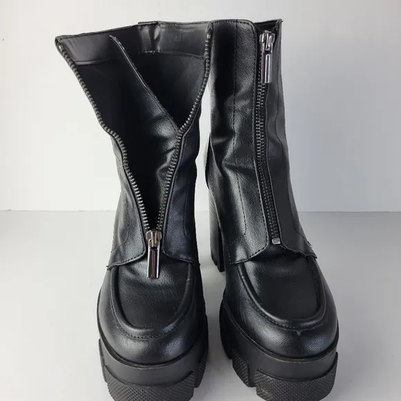 Bershka Chunky‎ Platform Heel Ankle Boots Size 37