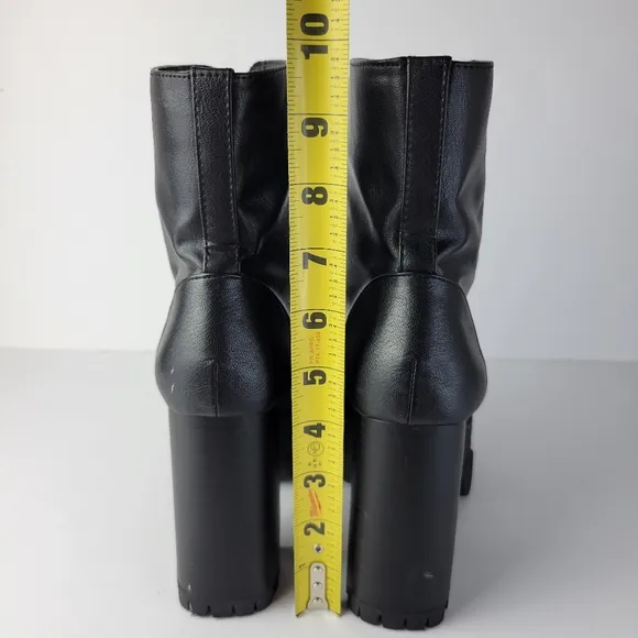 Bershka Chunky‎ Platform Heel Ankle Boots Size 37