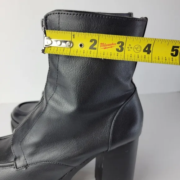 Bershka Chunky‎ Platform Heel Ankle Boots Size 37