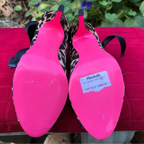 Betsey Johnson Calandra Leopard Print Ribbon Tie High Heel Sandals Size 8.5 NWOB