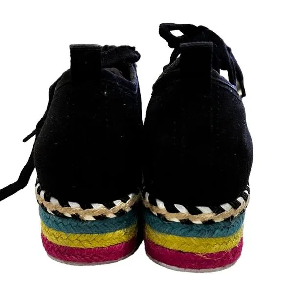 Betsy Johnson black canvas rainbow espadrille platform flats sneaker shoe size 8