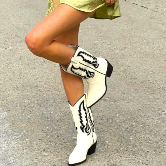 BILLINI  Norva Western Boots ~ New in Box