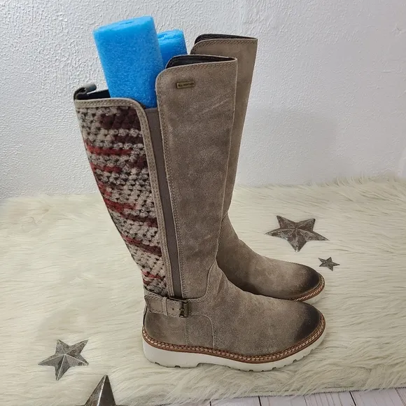 Bionica Dawkins tall boots sweater knit waterproof taupe gray leather size 7