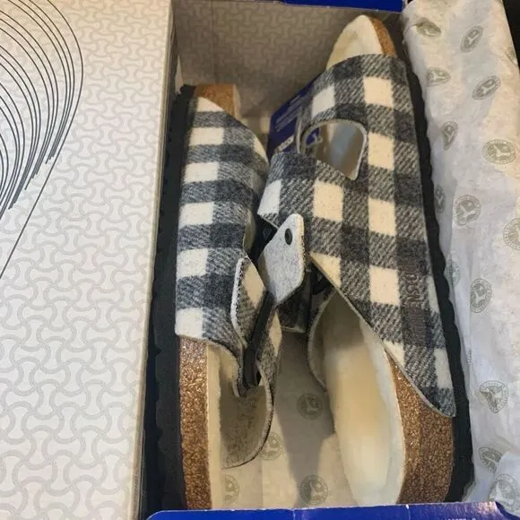 Birkenstock | Arizona Shearling Sandals