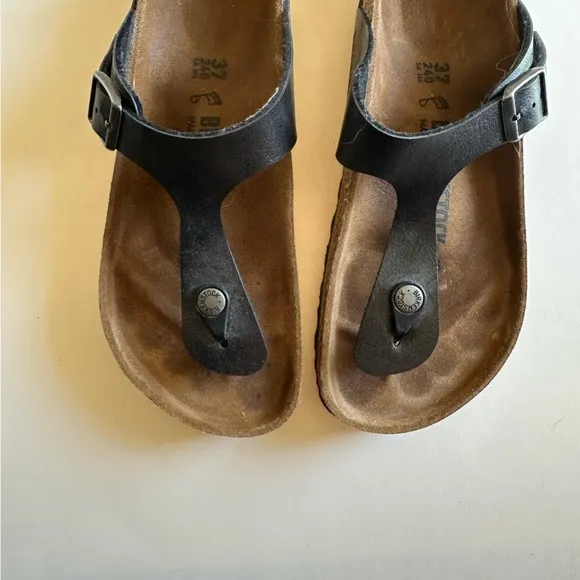 Birkenstock Black Leather Gizeh Slide On Sandals