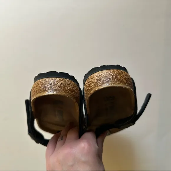 Birkenstock Black Leather Gizeh Slide On Sandals