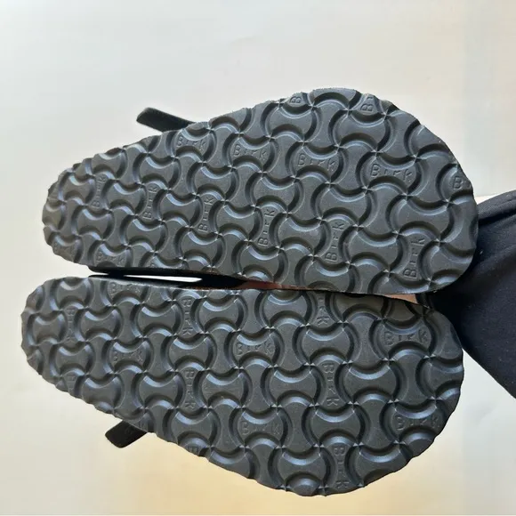 Birkenstock Black Leather Gizeh Slide On Sandals