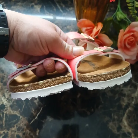 Birkenstock Patent Leather 'Yao Pink 'Arizona Birken Sandals Size 39 EU Narrow