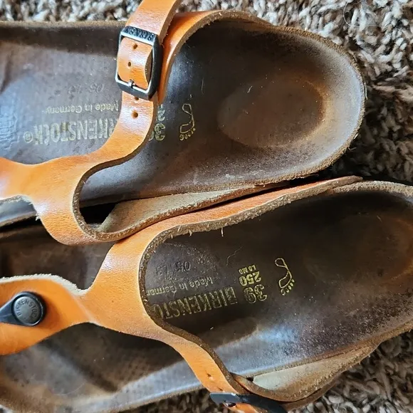 Birkenstocks Orange Gizeh Sandals L8 M6