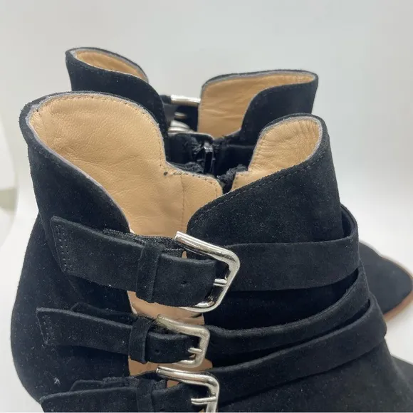 Black Ankle Boots with Chunky Heel and Peep-Toe