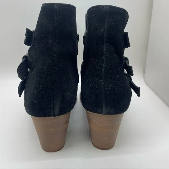 Black Ankle Boots with Chunky Heel and Peep-Toe