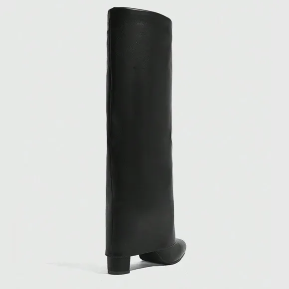 Black fold over chunky heel boots