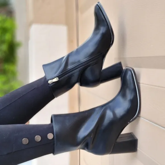 Black High Chunky Heeled Boots Zip Up Square Toe Ankle Booties