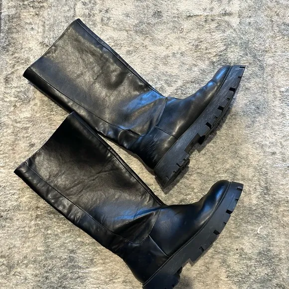 Black Knee-High Leather Boots