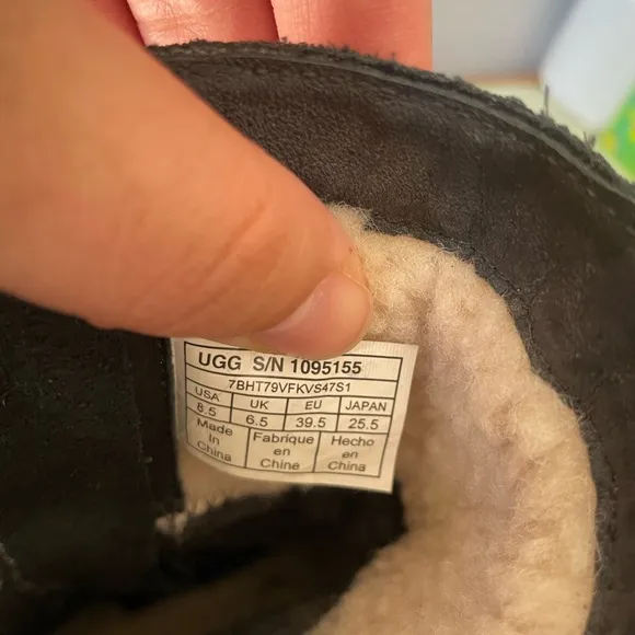 Black mid calf Leather Ugg boots. Size 8.5