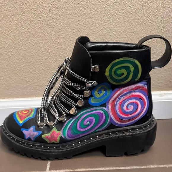 BLONDO Black Combat Boots Chunky Sole Colorful Artisan Painted Design Grunge
