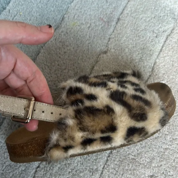 Bonpoint  fur kitty sandals