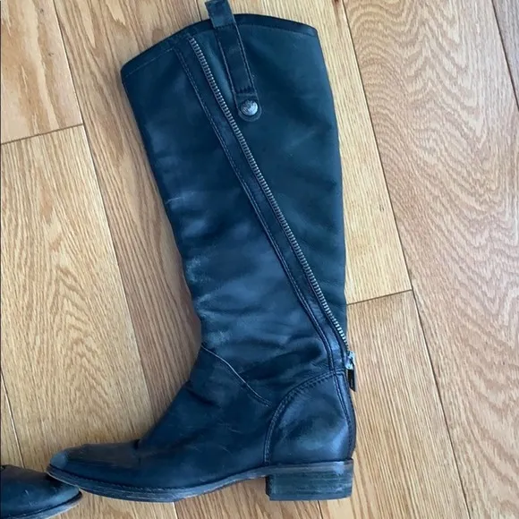 Boots western in style