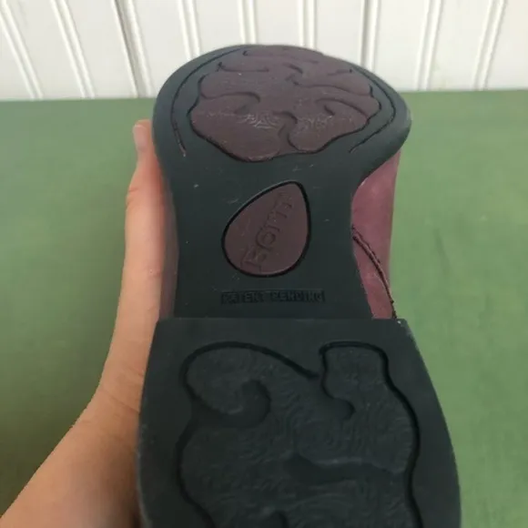 Born Elma Midcalf Combo Boots in Burgundy