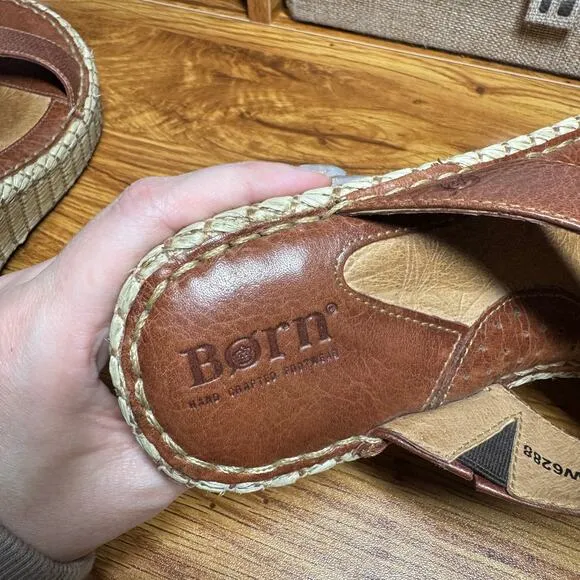 Born Hand Crafted Brown Leather Espadrille Sandals Women 9 Brown Wicker Spring