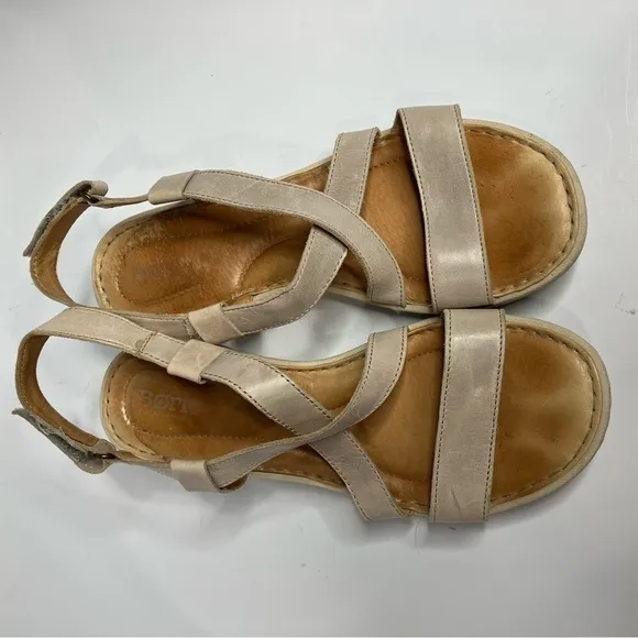 Born Idella wedge leather sandals tan size 9