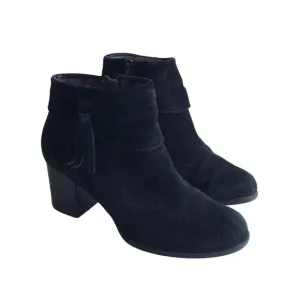 Born Mauvide Suede Ankle Booties Size 8.5 Tassel Chunky Block Heels Boots F11709