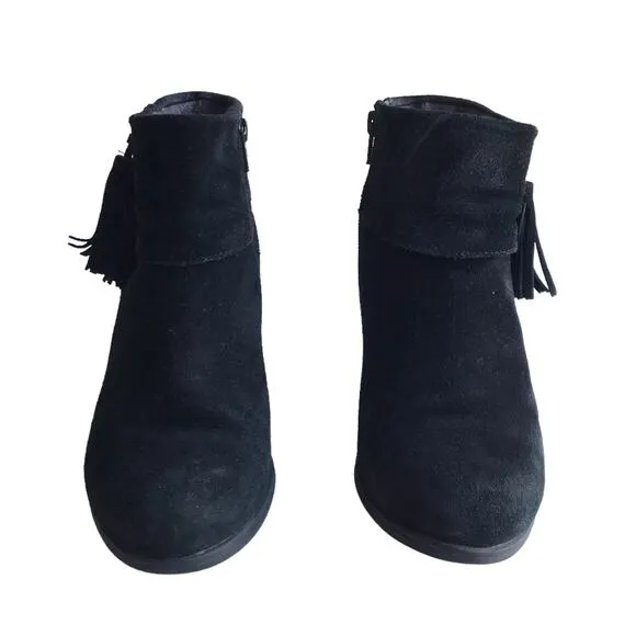 Born Mauvide Suede Ankle Booties Size 8.5 Tassel Chunky Block Heels Boots F11709